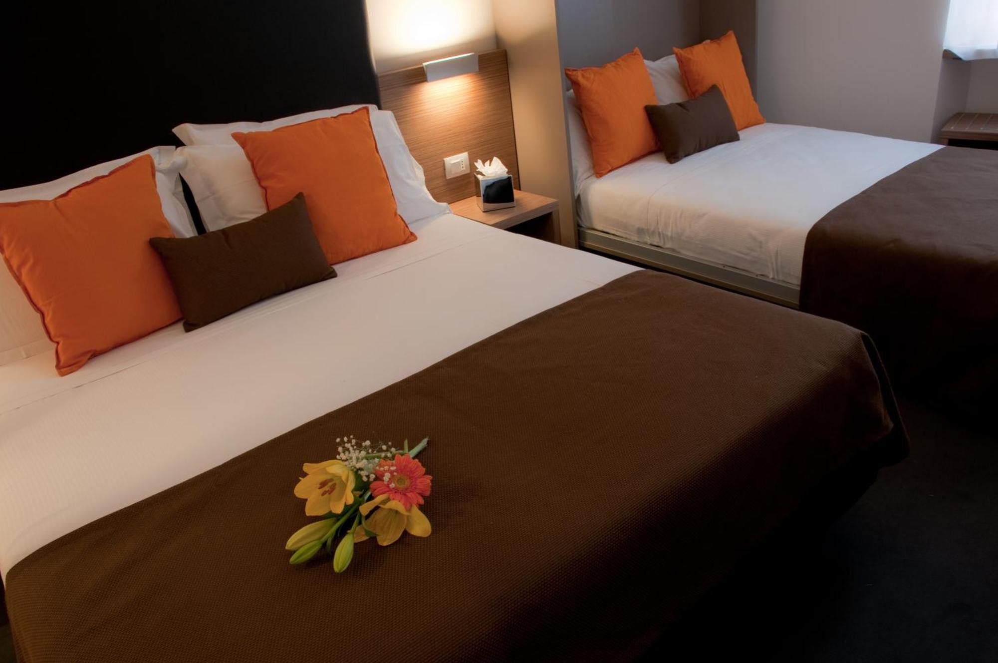 Triple Room,682341240:JPEG