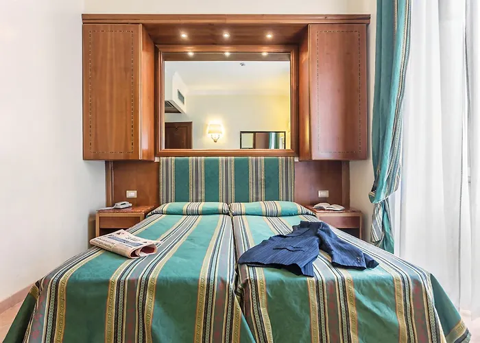 Luxushotel: Raeli Hotel Archimede