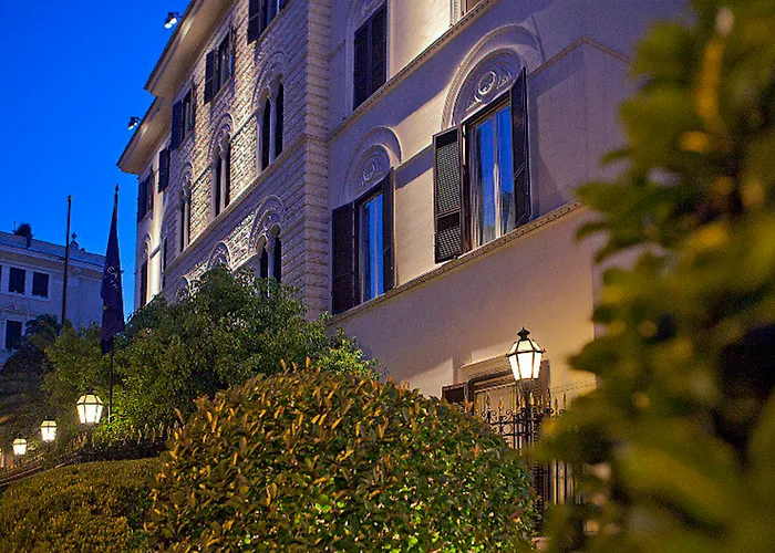 Hôtel avec piscine: Aldrovandi Villa Borghese