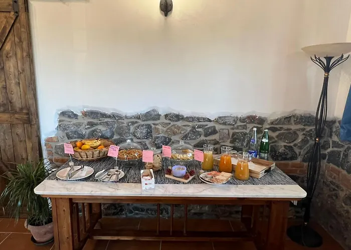 Hotel con piscina: B&b filì Al casale 1121